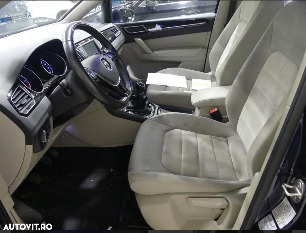 Volkswagen Golf Sportsvan - 8