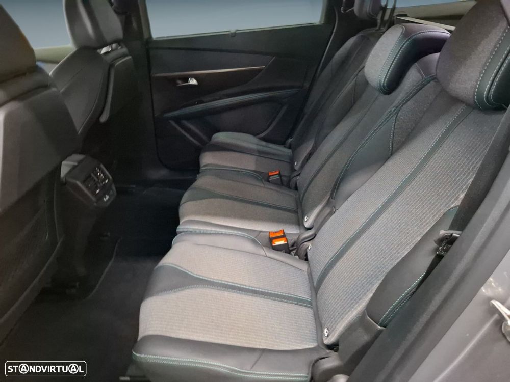 Peugeot 5008 1.2 PureTech Allure EAT8 - 14