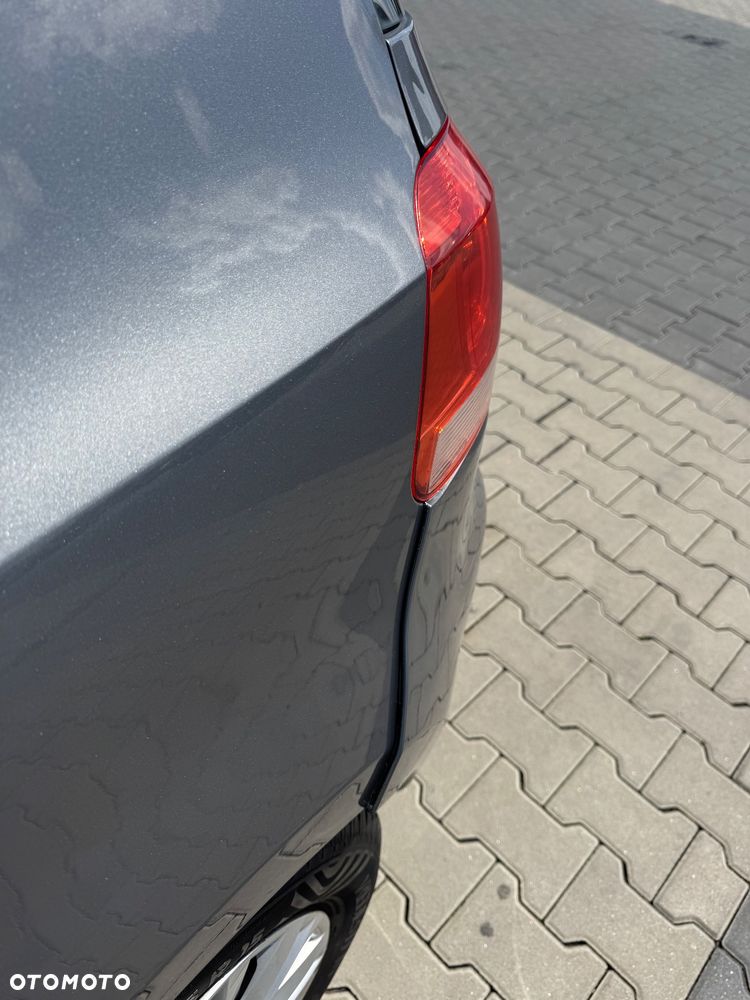 Volkswagen Golf 1.4 Comfortline - 12