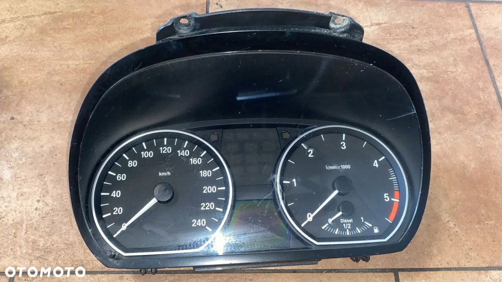BMW E87 LICZNIK DIESEL 9166821 - 1
