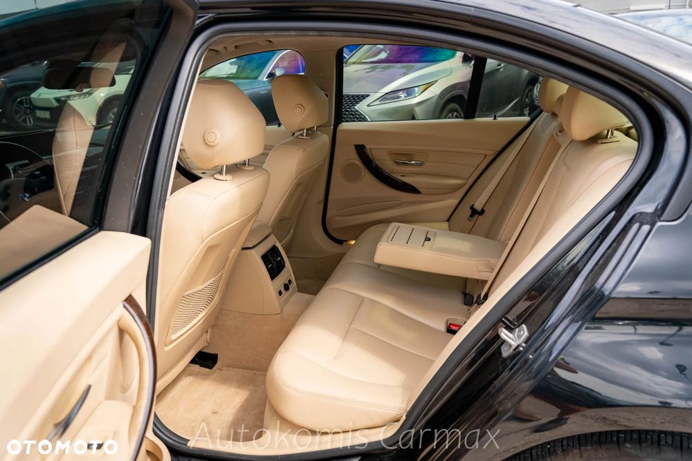 BMW Seria 3 - 25