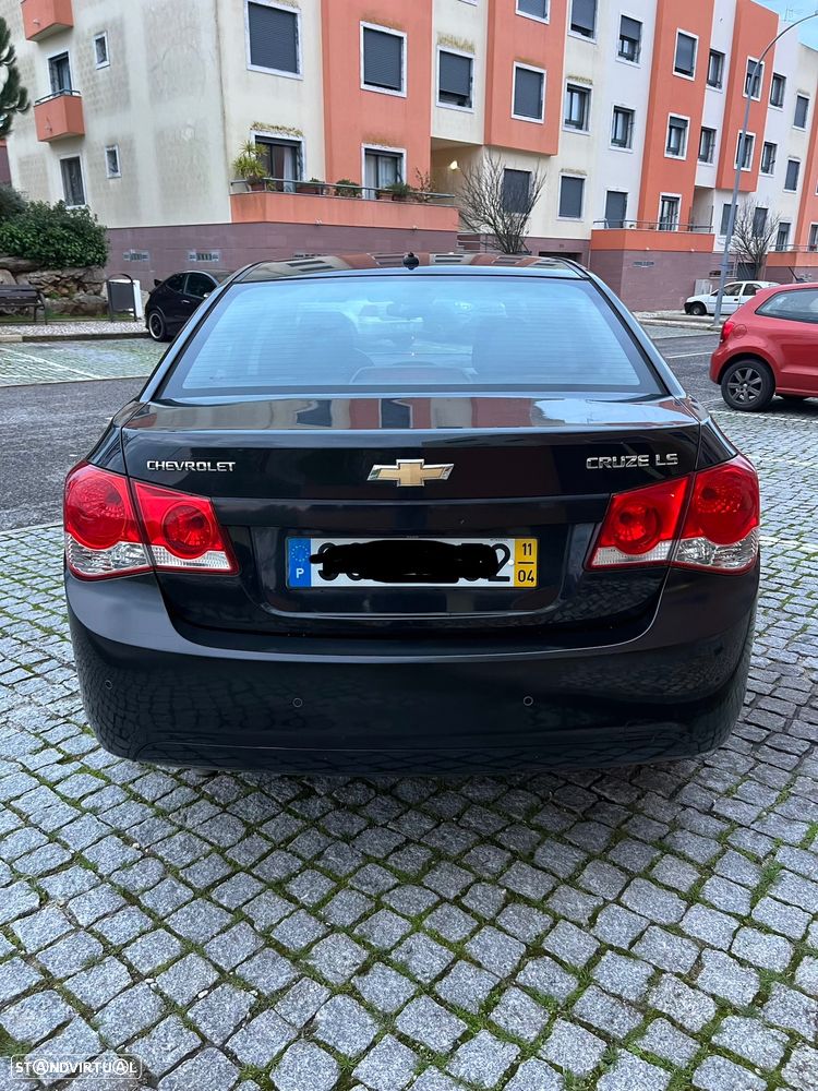 Chevrolet Cruze 1.6 LS - 5