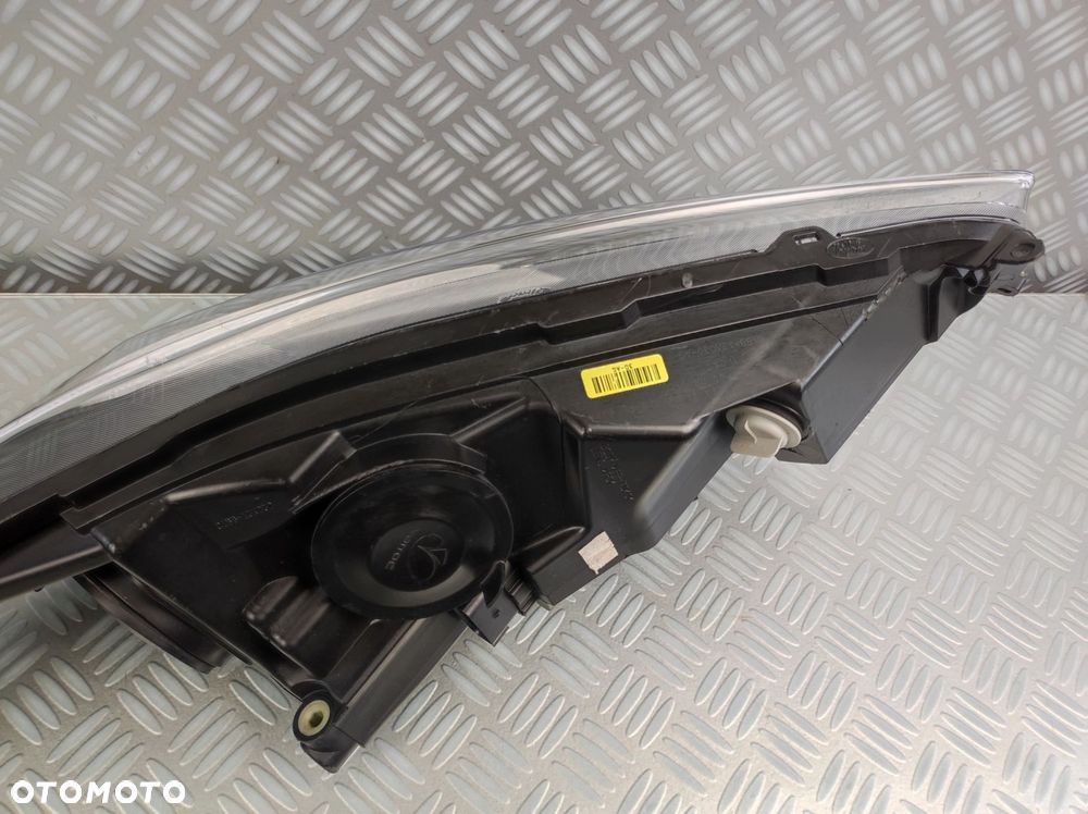 C1BB-13W030-AG reflektor lampa lewa lewy przód przednia FORD FIESTA MK7 FL - 7