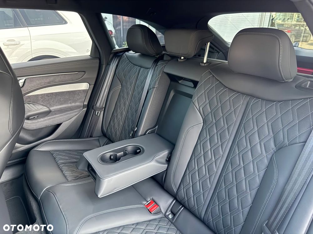 Audi A6 Avant TDI mHEV Quattro S tronic - 29