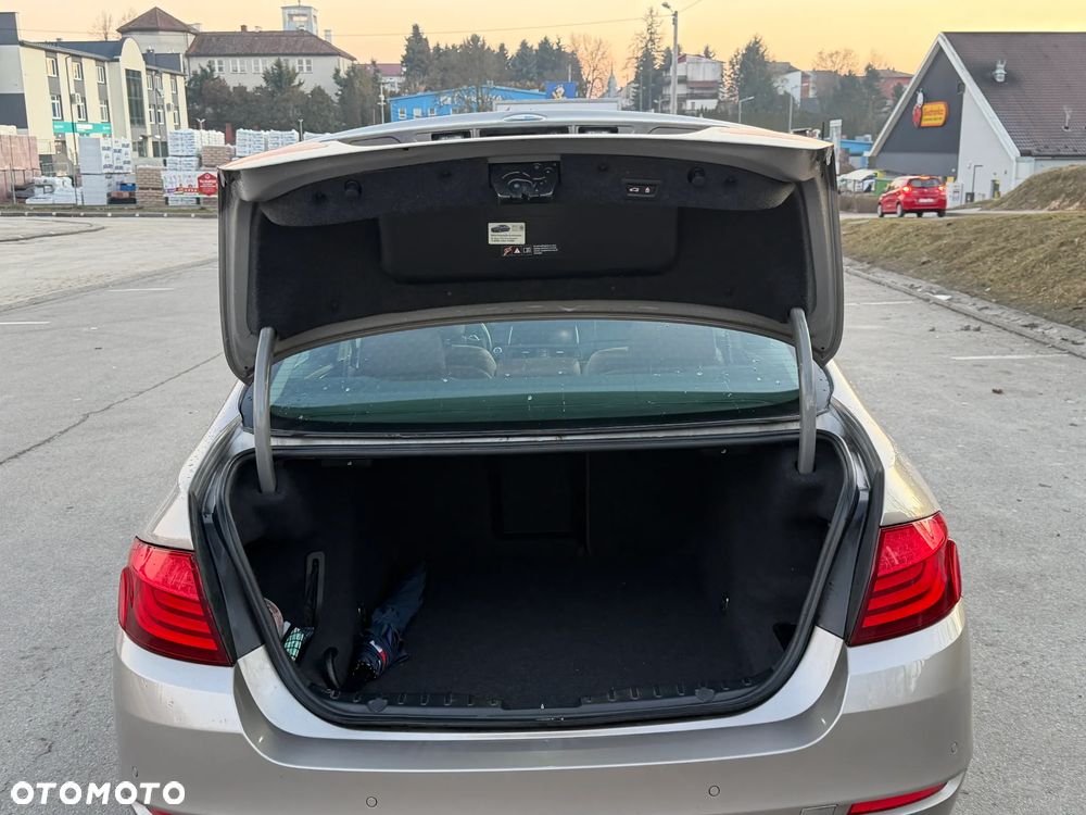 BMW Seria 5 - 12