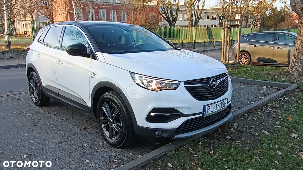 Opel Grandland X 1.2 Start/Stop 120 Jahre - 4