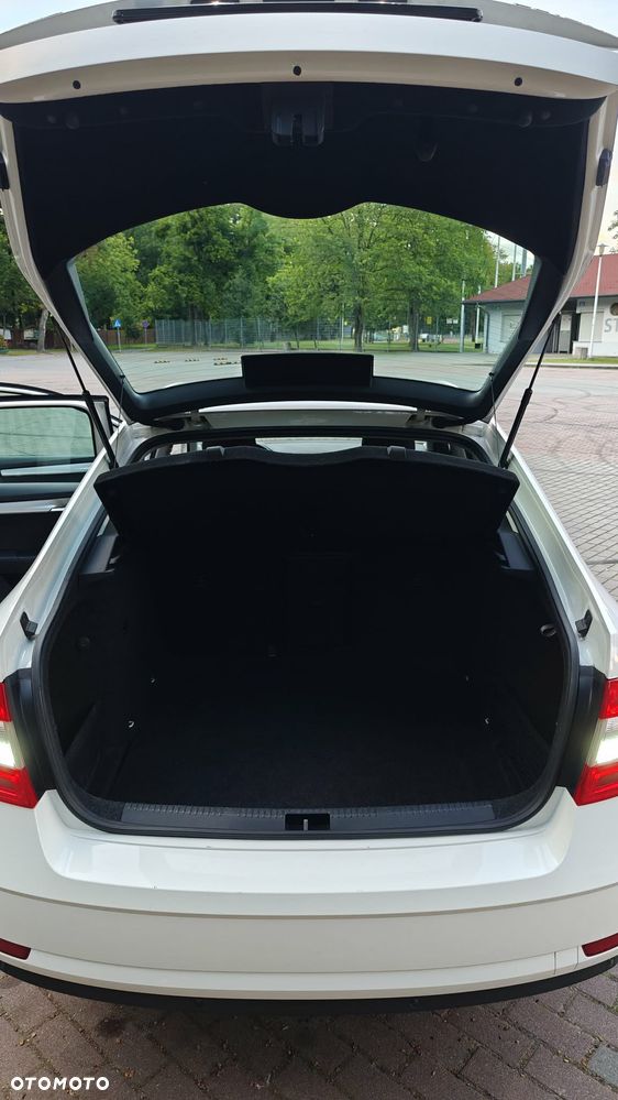 Skoda Octavia 1.6 TDI Ambition - 7
