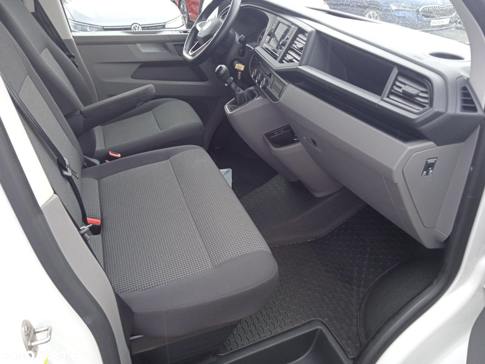 Volkswagen Transporter Transporter 2.0TDI 150KM - 11
