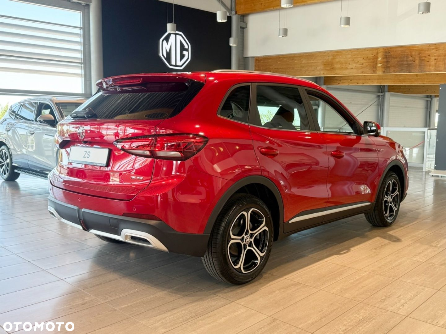 MG ZS - 6