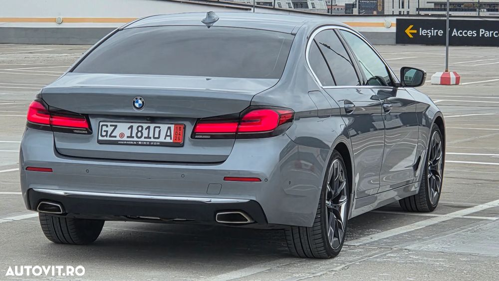 BMW Seria 5 520d Aut. Luxury Line - 3