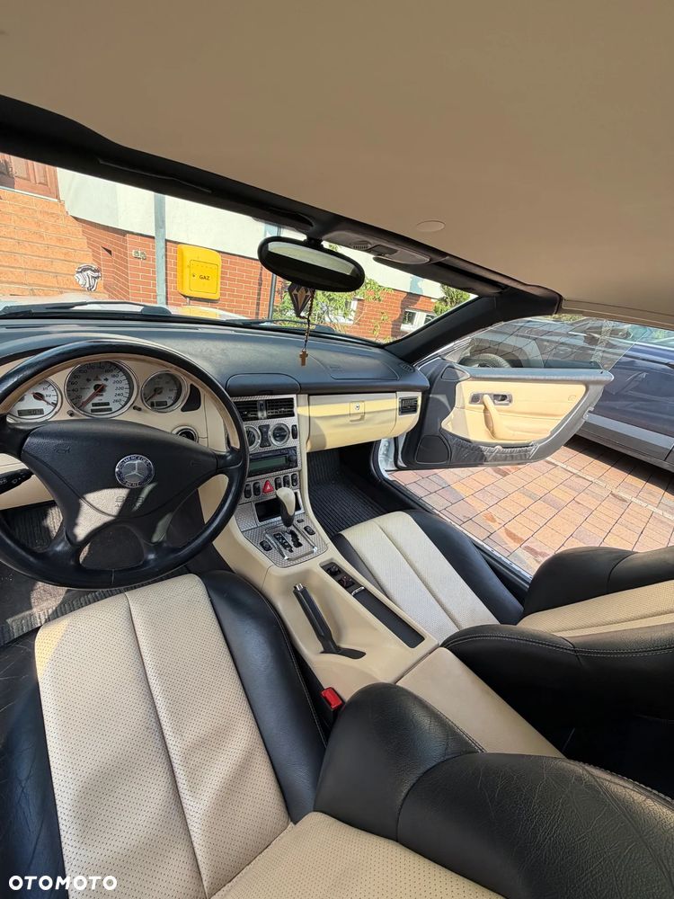 Mercedes-Benz SLK - 19