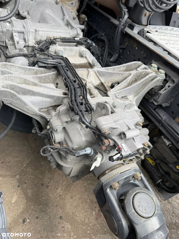Mercedes-Benz ACTROS MP4 1842 BIGSPACE / STANDARD / EURO 6 / SILNIK 13 L MOC 420 KM / BARDZO ŁADNY STAN / BEZ RETARDERA !! - 13