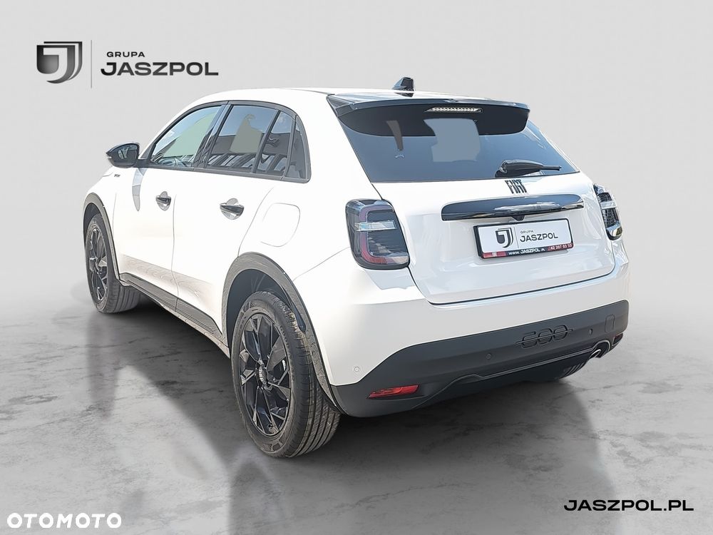 Fiat 600 1.2 Turbo Sport eDCT - 6