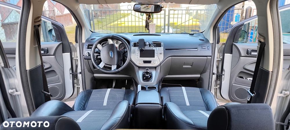 Ford Kuga 2.0 TDCi Titanium - 11