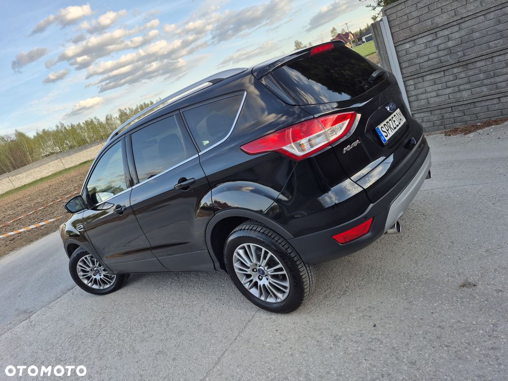 Ford Kuga 2.0 TDCi 2x4 Titanium - 35