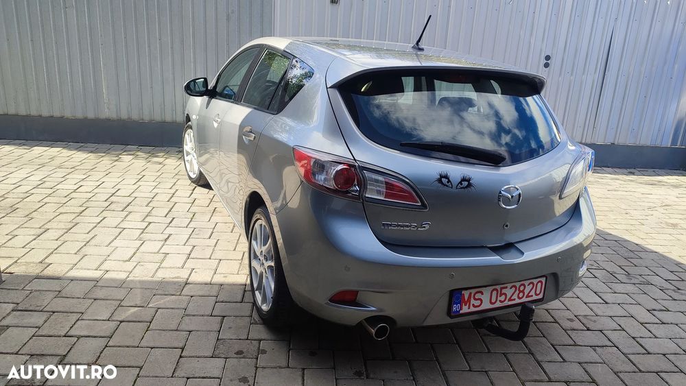 Mazda 3 - 4