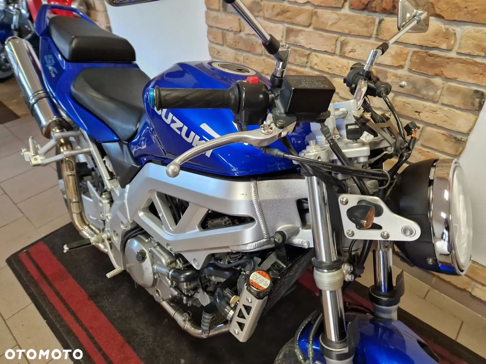 Suzuki SV - 29