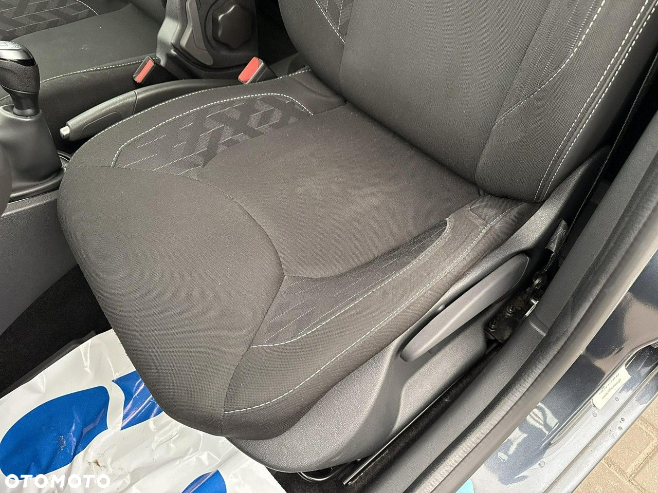 Renault Clio - 17