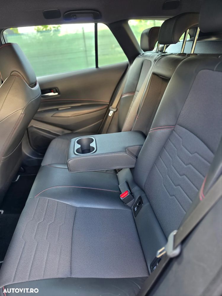 Toyota Corolla - 9