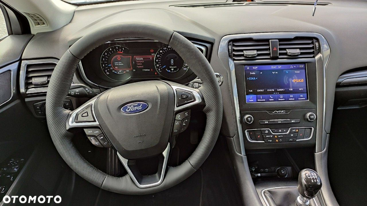 Ford Mondeo - 22