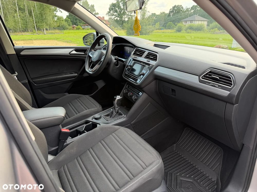 Volkswagen Tiguan Allspace 2.0 TSI 4Mot Highline DSG - 25