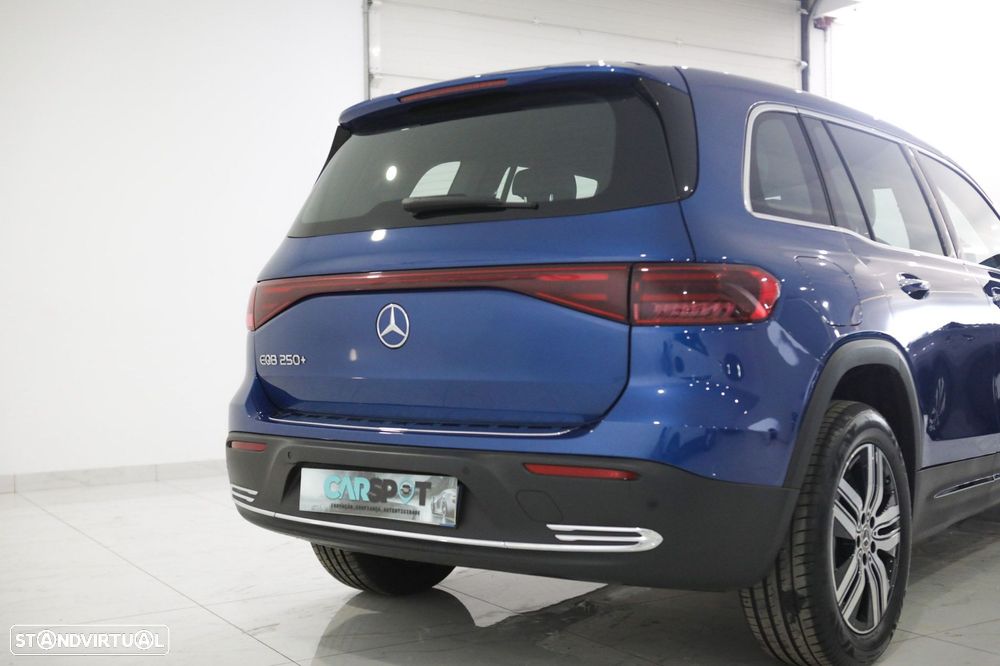 Mercedes-Benz EQB 250+ Edition - 10