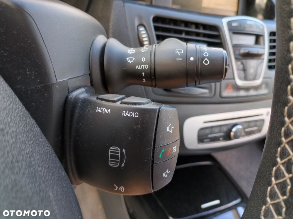 Renault Laguna 2.0 dCi Bose Edition - 26