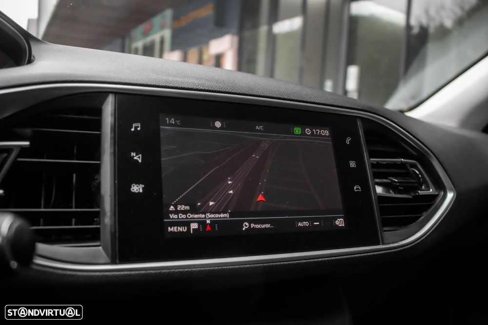 Peugeot 308 SW BlueHDi 100 Stop & Start Access - 32