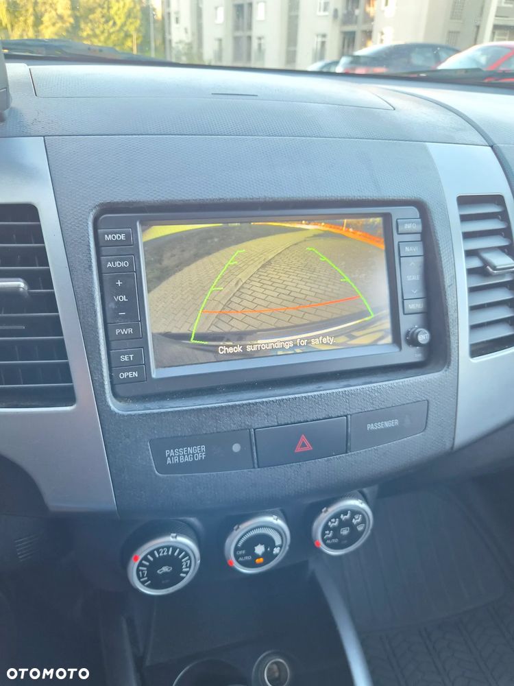 Citroën C-Crosser 2.2 HDi Exclusive - 38