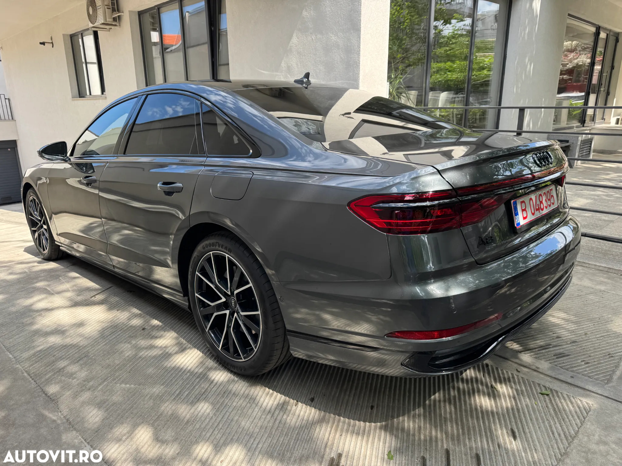 Audi A8 60 TFSI e quattro Tiptronic PHEV - 6