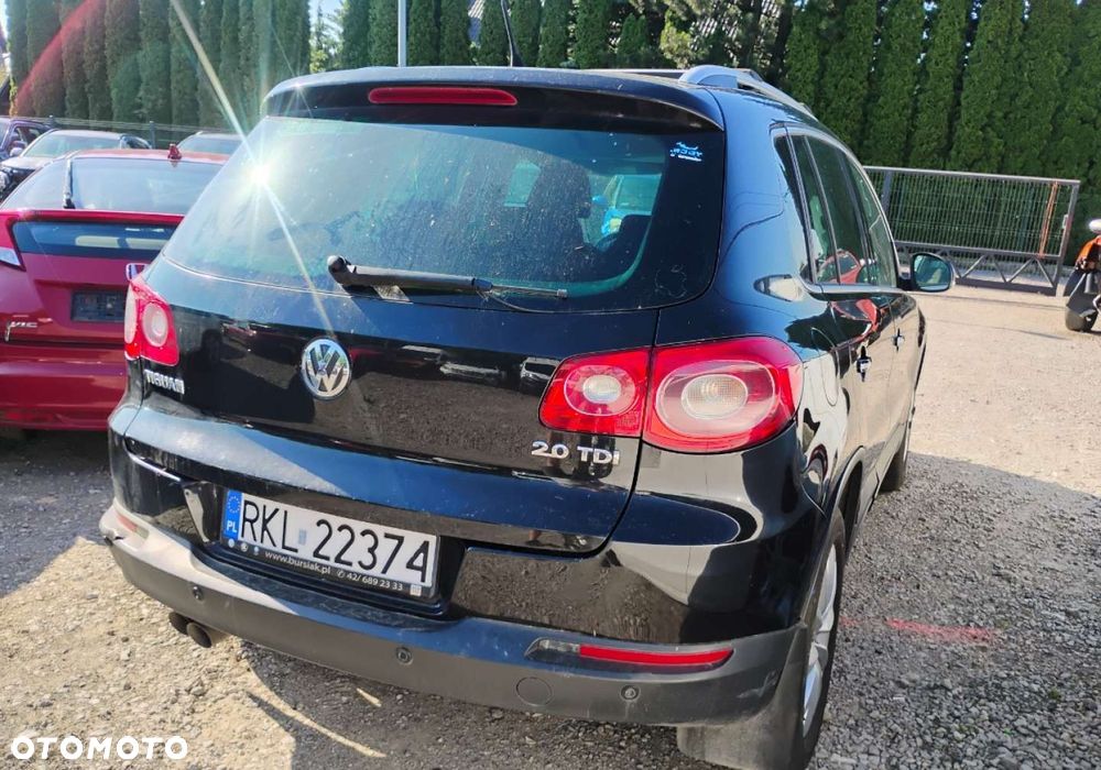 Volkswagen Tiguan - 5