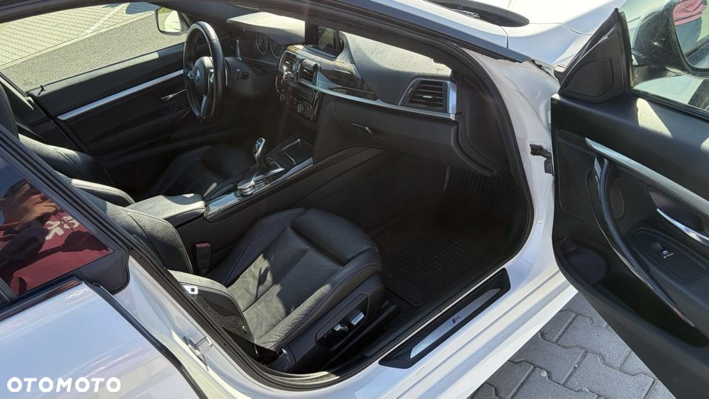BMW 3GT 330i xDrive M Sport sport - 16