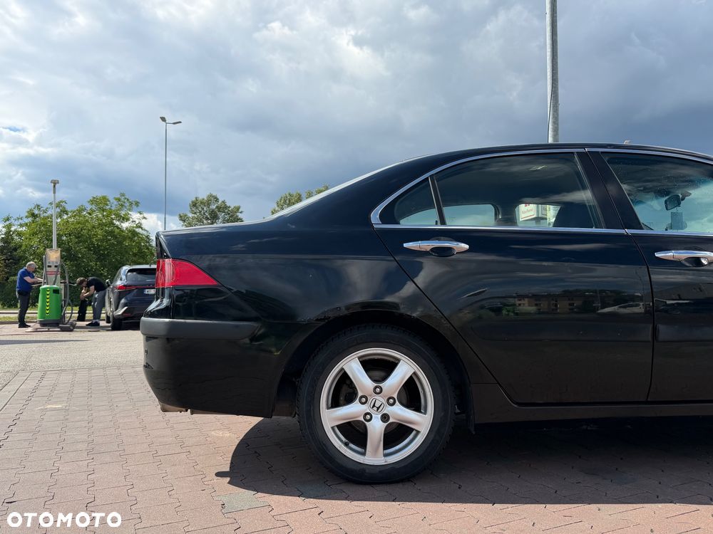 Honda Accord 2.0 Comfort - 12