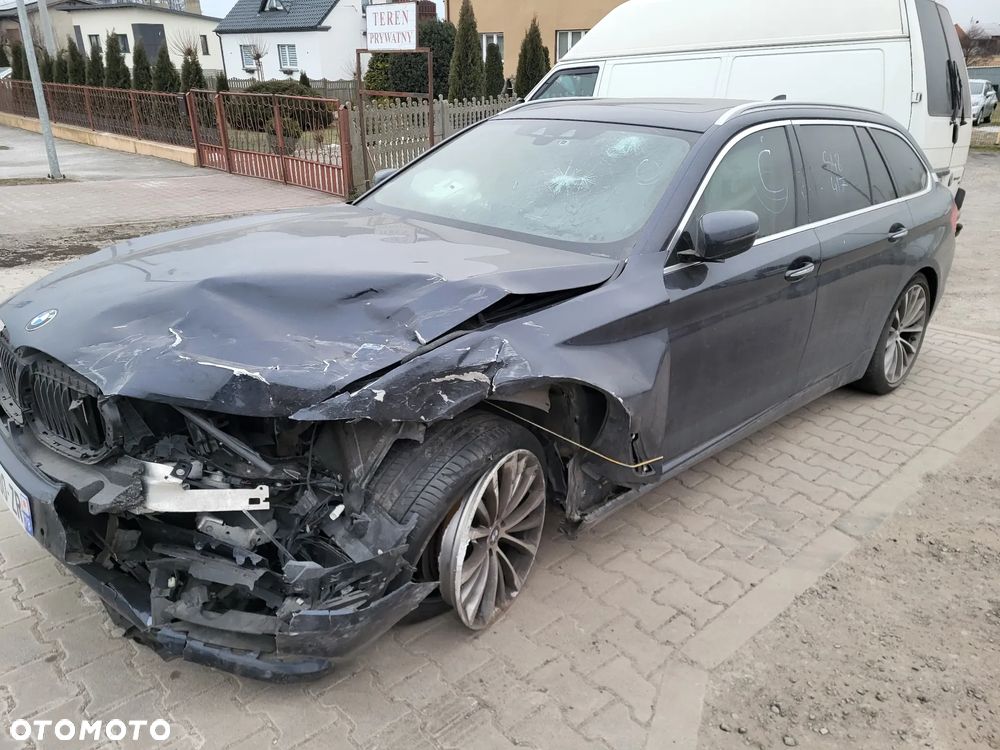 BMW Seria 5 540d xDrive Sport Line - 12