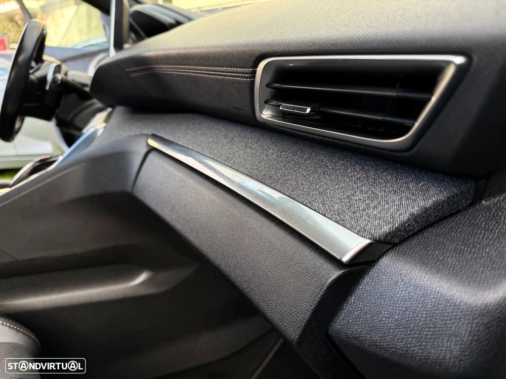 Peugeot 3008 1.6 BlueHDi GT Line EAT6 - 38