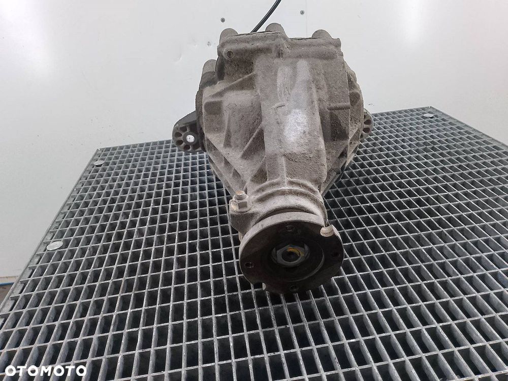 DYFERENCJAŁ TYŁ MERCEDES-BENZ ML W163 4460-310-013 2.7 CDI - 3