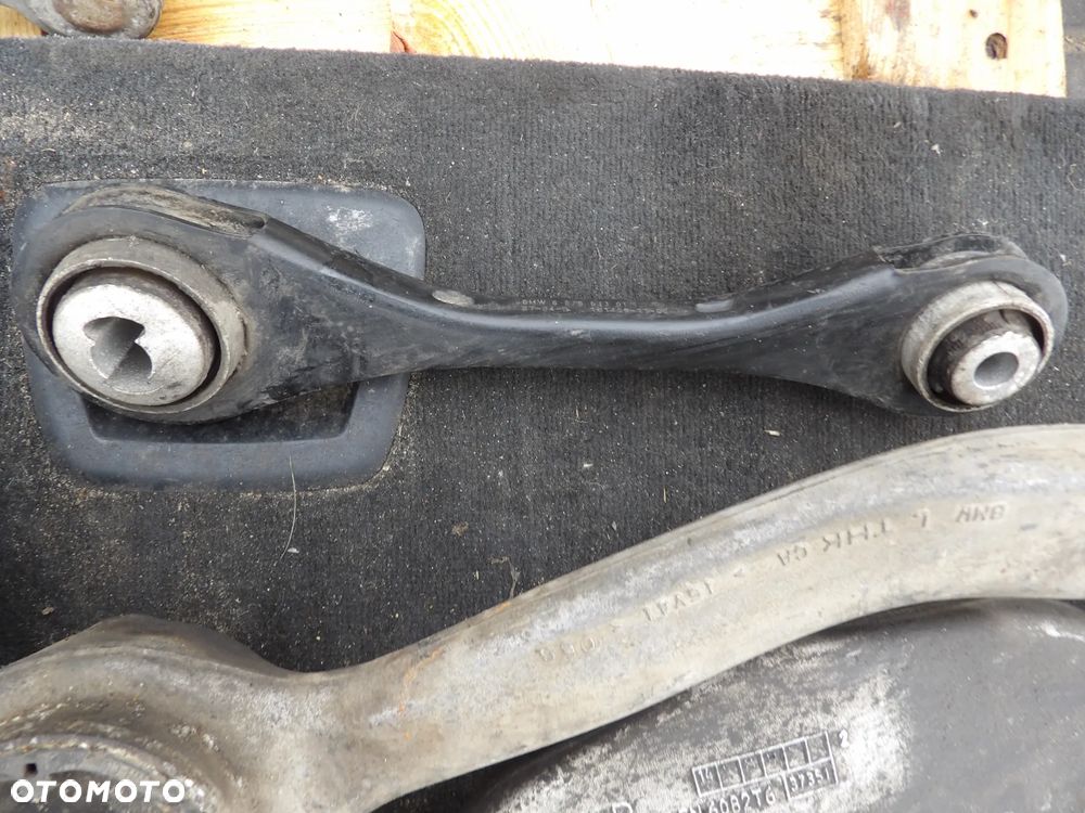 BMW - G20,G21,G26 - TYLNY WAHACZ - DEMONTAŻ- EUROPA - 6878633 - 1