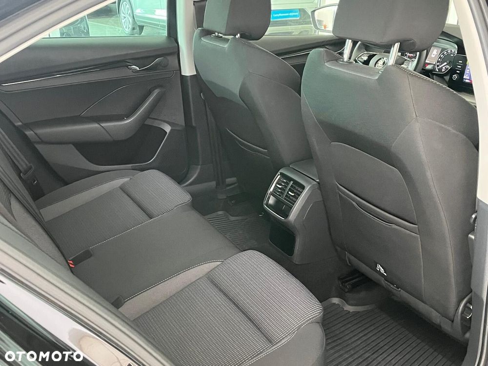 Skoda Octavia 2.0 TDI Ambition - 34
