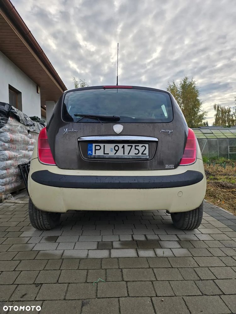 Lancia Ypsilon - 3