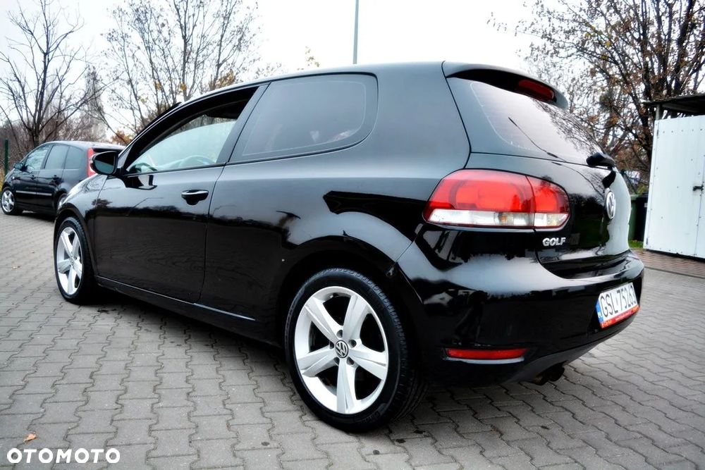 Volkswagen Golf - 3