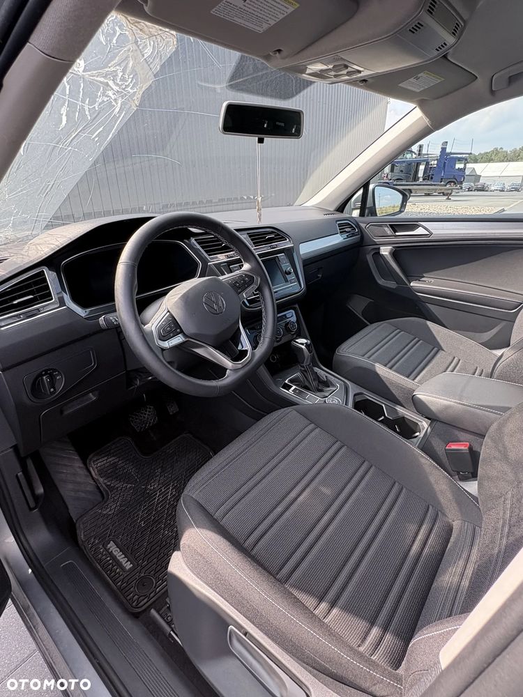 Volkswagen Tiguan - 10