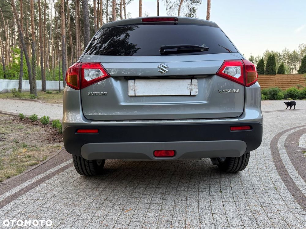 Suzuki Vitara 1.6 Comfort 2WD - 11