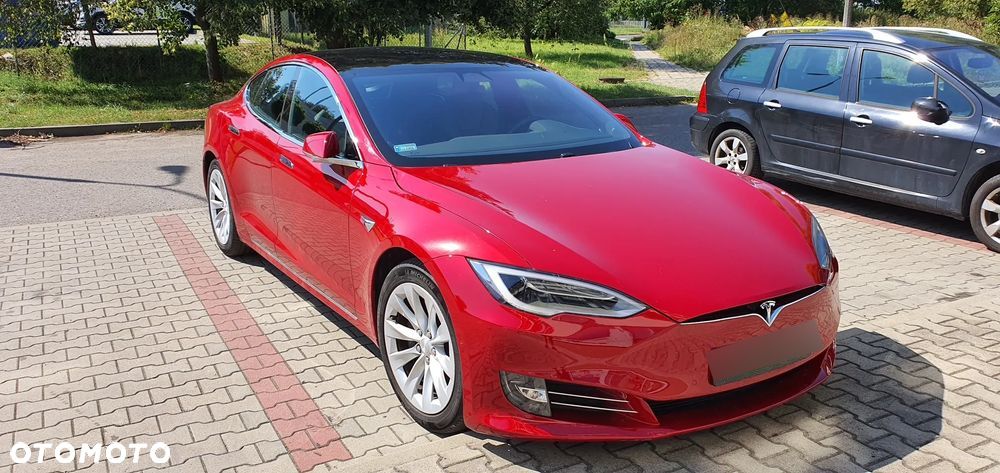 Tesla Model S Long Range Plus - 1