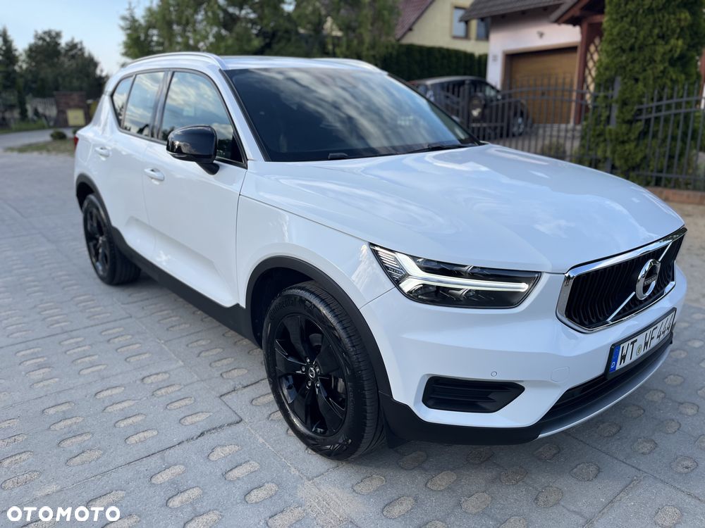 Volvo XC 40 T3 Momentum Pro - 39