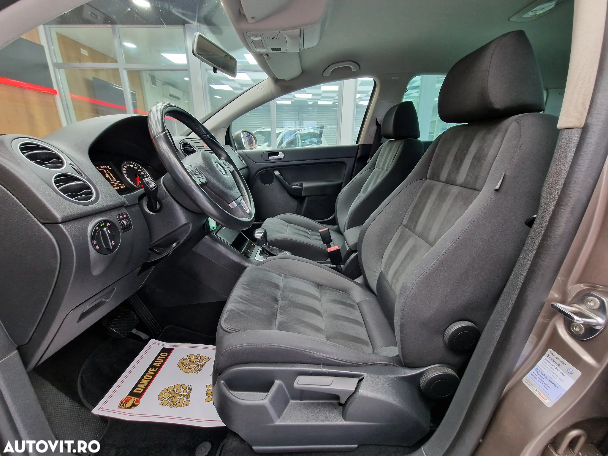 Volkswagen Golf Plus 1.4 TrendlineTSI DSG - 6