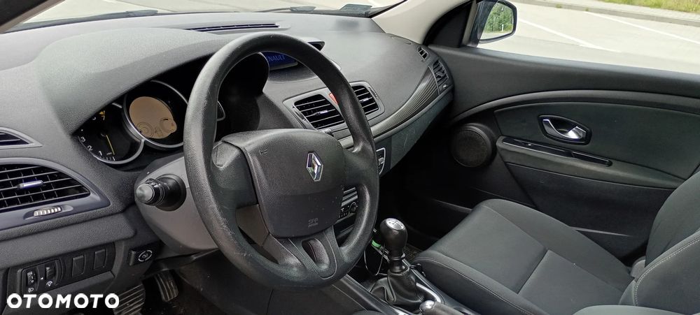 Renault Megane 1.6 16V Dynamique Euro5 - 17