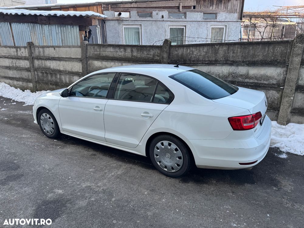 Volkswagen Jetta - 21