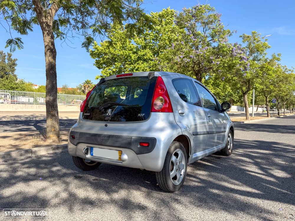 Peugeot 107 1.0 Black&Silver - 7