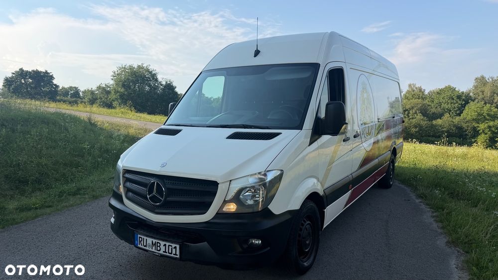 Mercedes-Benz Sprinter - 30