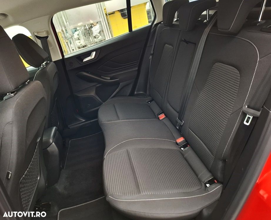 Ford Focus 1.5 TDCi DPF Start-Stopp-System Aut. Titanium - 19